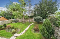 Bell Square, Blagdon, BS40