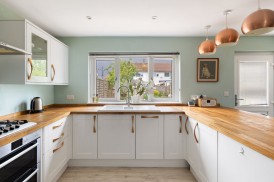 Bramley Square, Congresbury, BS49