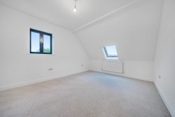 1 Somerset Court, Brinsea