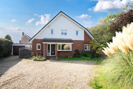 Wrington Road, Congresbury, BS49