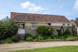 Detached country residence with land, outbuildings and glorious views