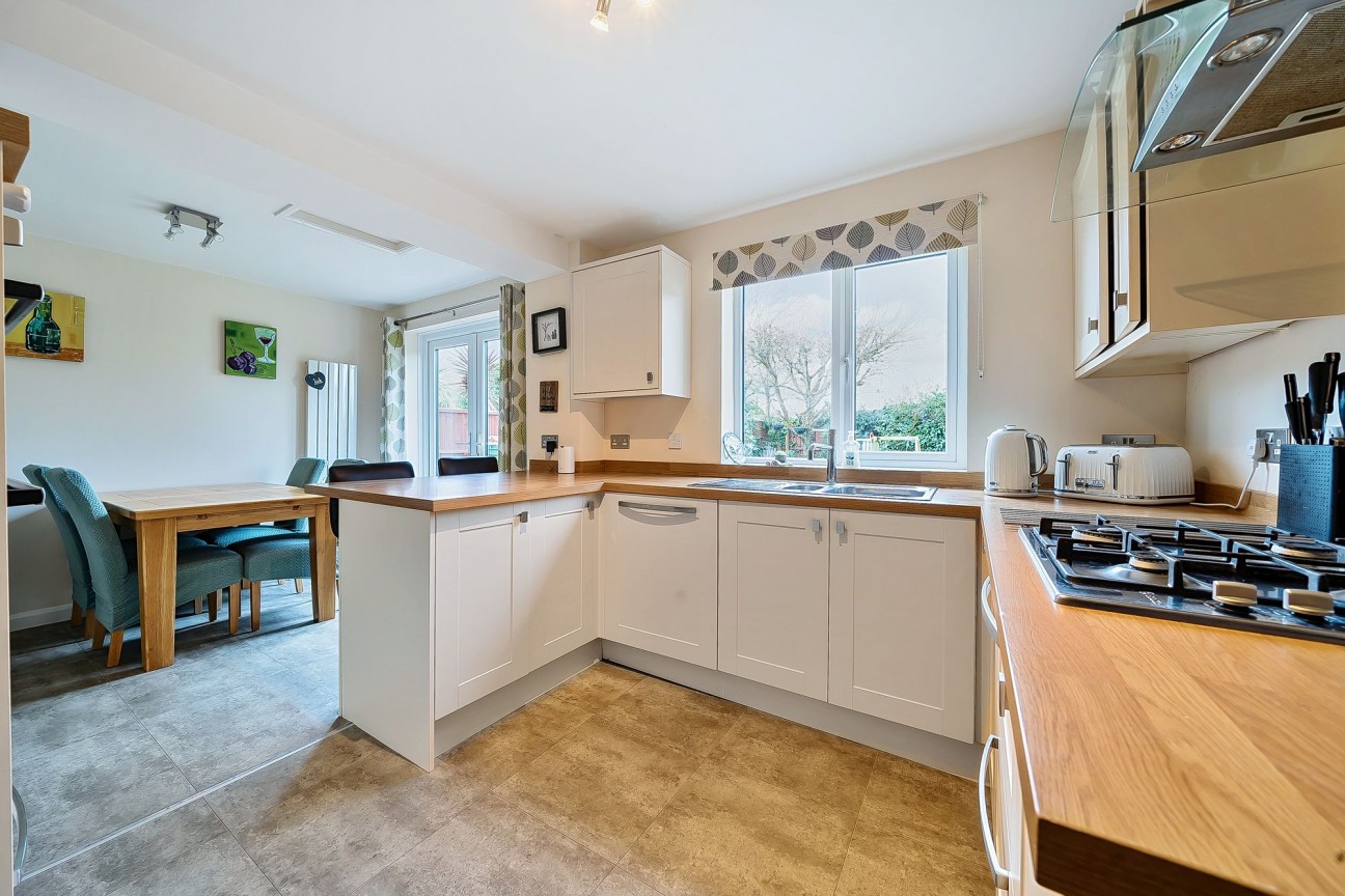 Mulberry Road, Congresbury, BS49