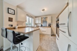 Mulberry Road, Congresbury, BS49
