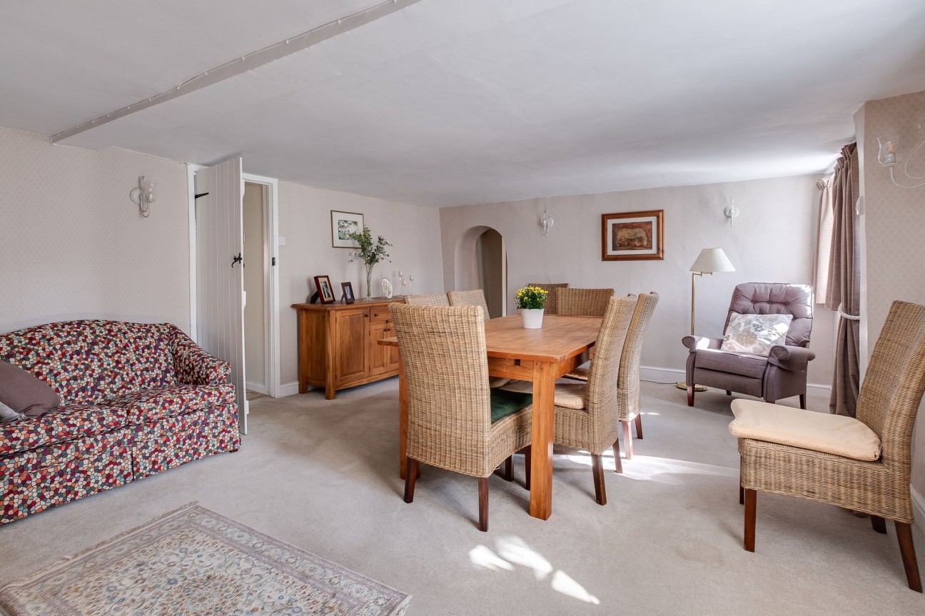 Orchardside, 20 Brinsea Road, Congresbury - a superb, spacious village home