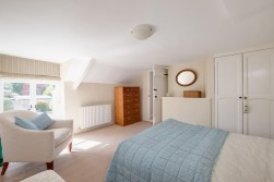 Orchardside, 20 Brinsea Road, Congresbury - a superb, spacious village home