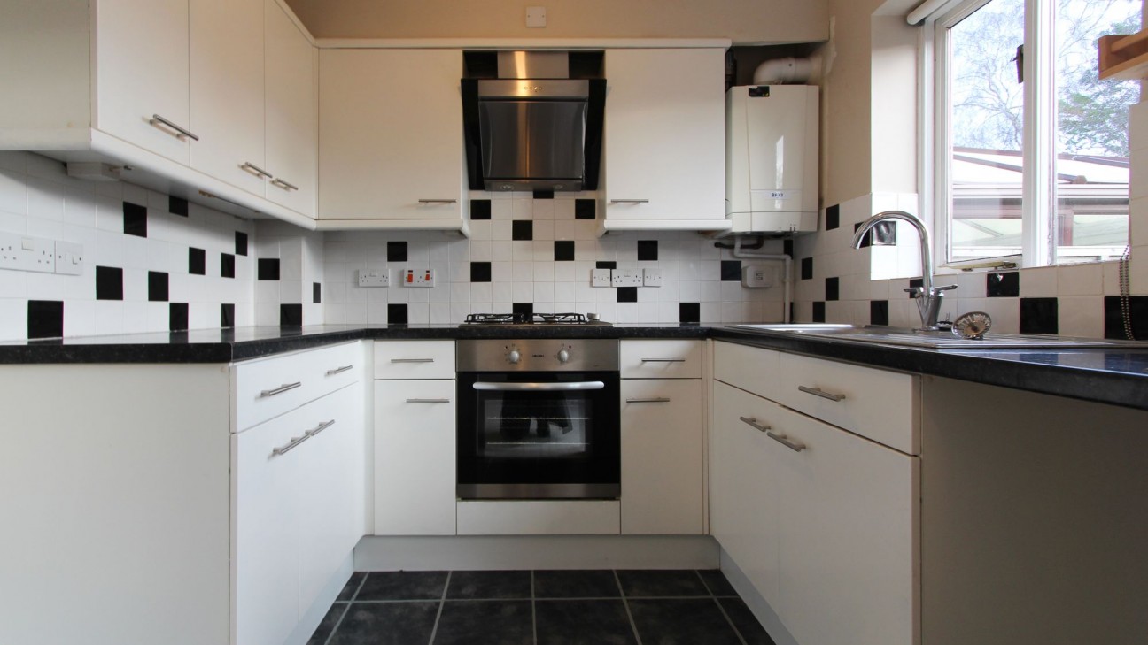 Myrtle Gardens, Yatton, BS49