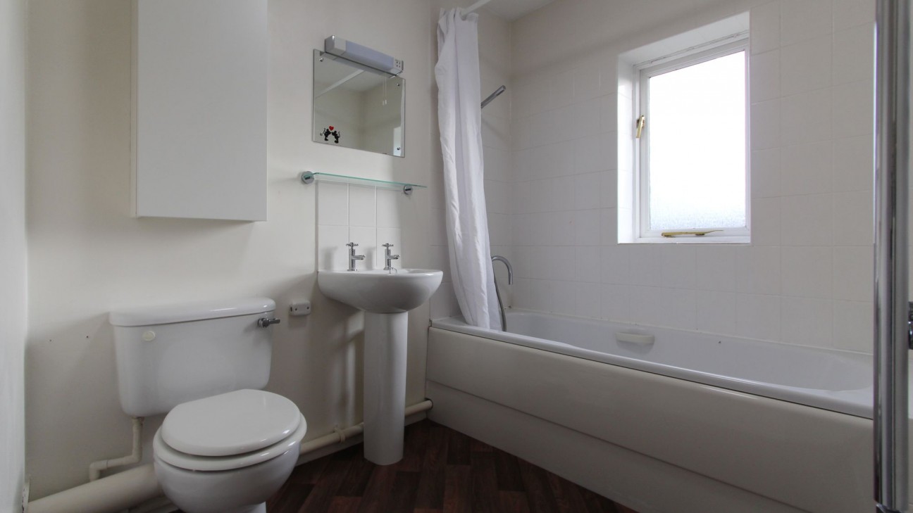 Myrtle Gardens, Yatton, BS49