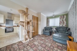 Well Park, Congresbury, BS49