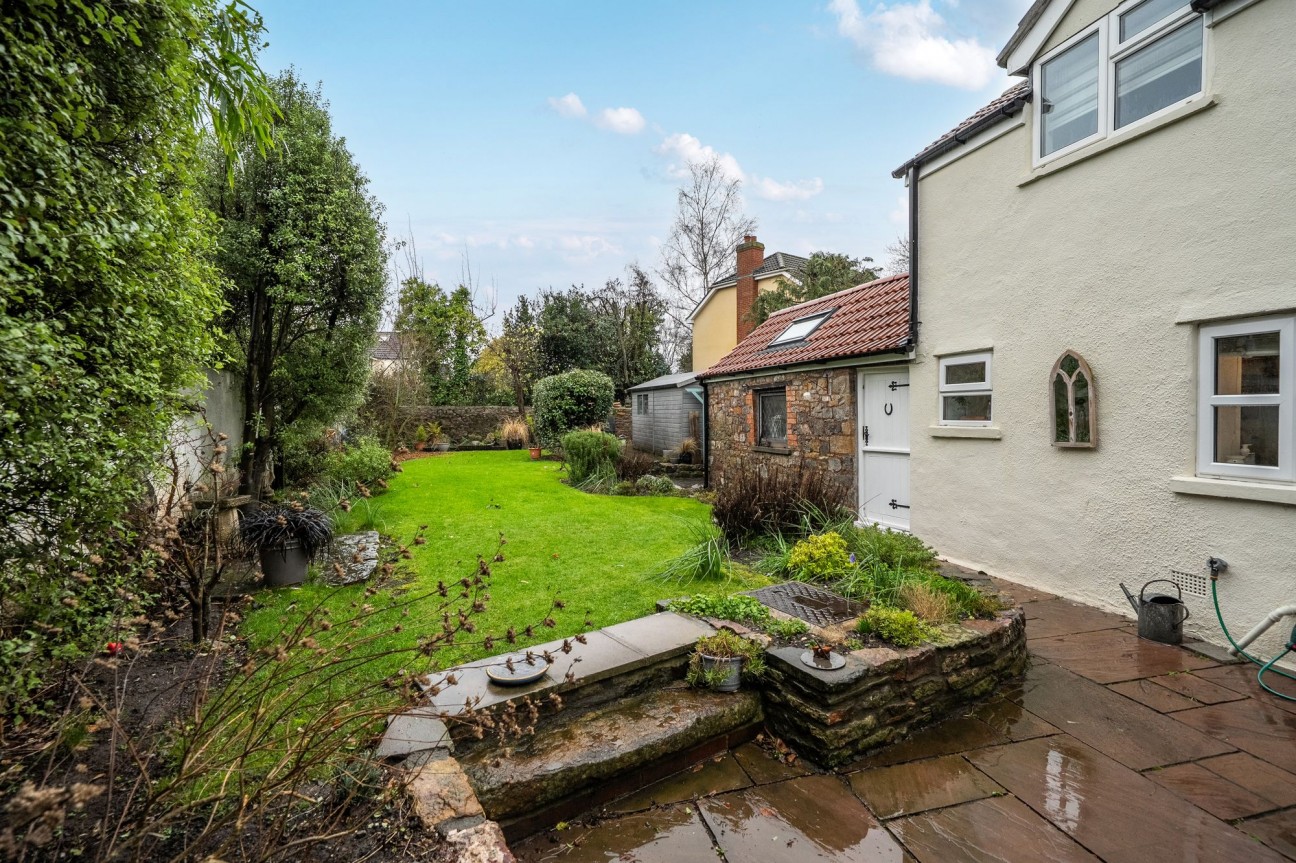 Smallway Cottage. Congresbury