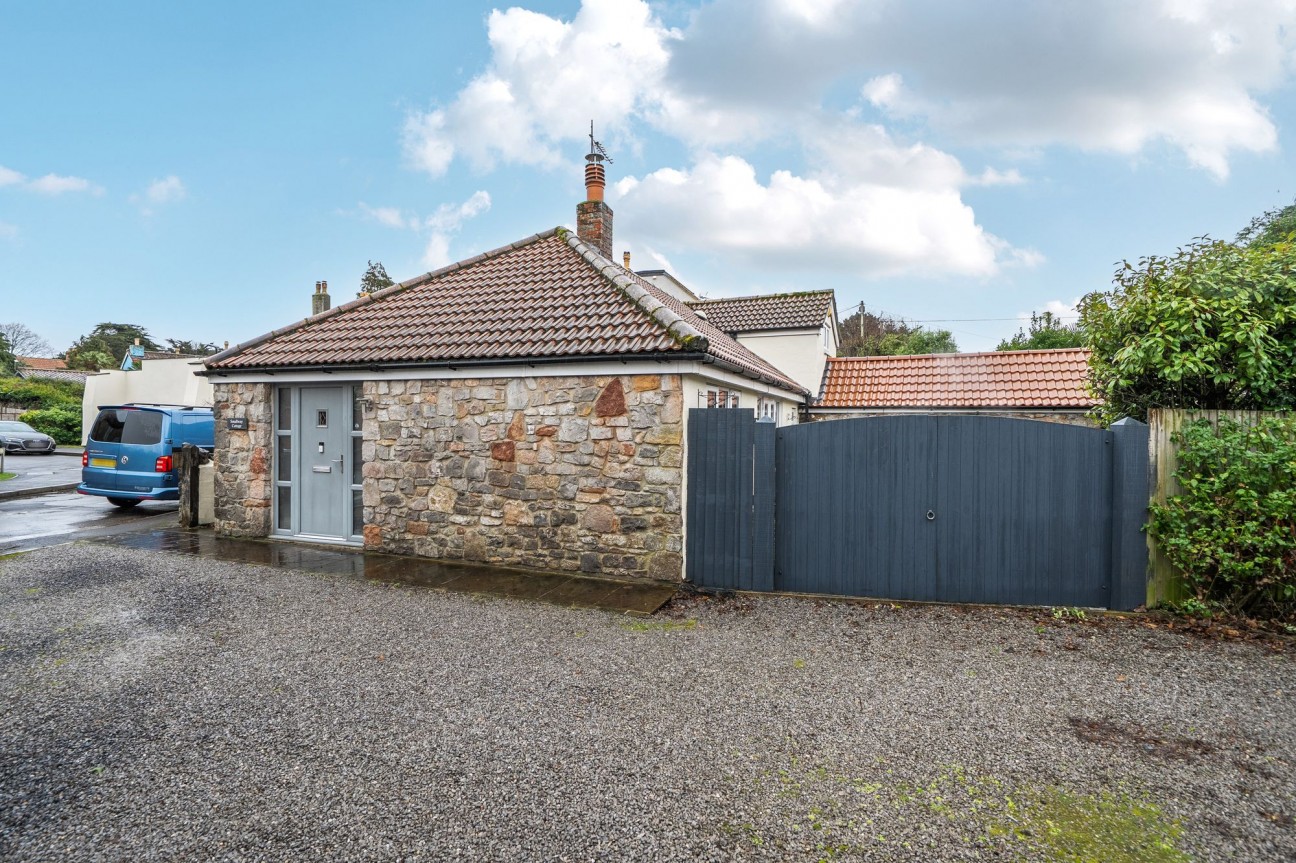 Smallway Cottage. Congresbury