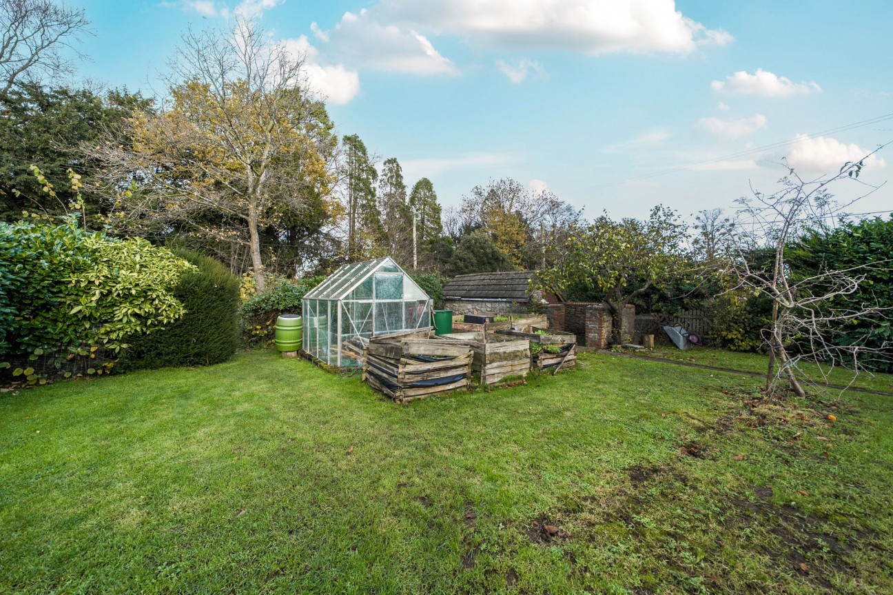 Langford Road, Langford, BS40