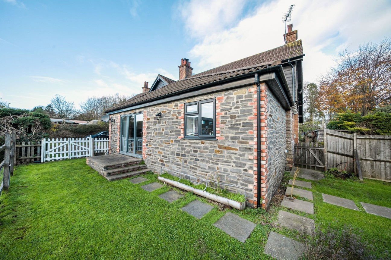 Langford Road, Langford, BS40