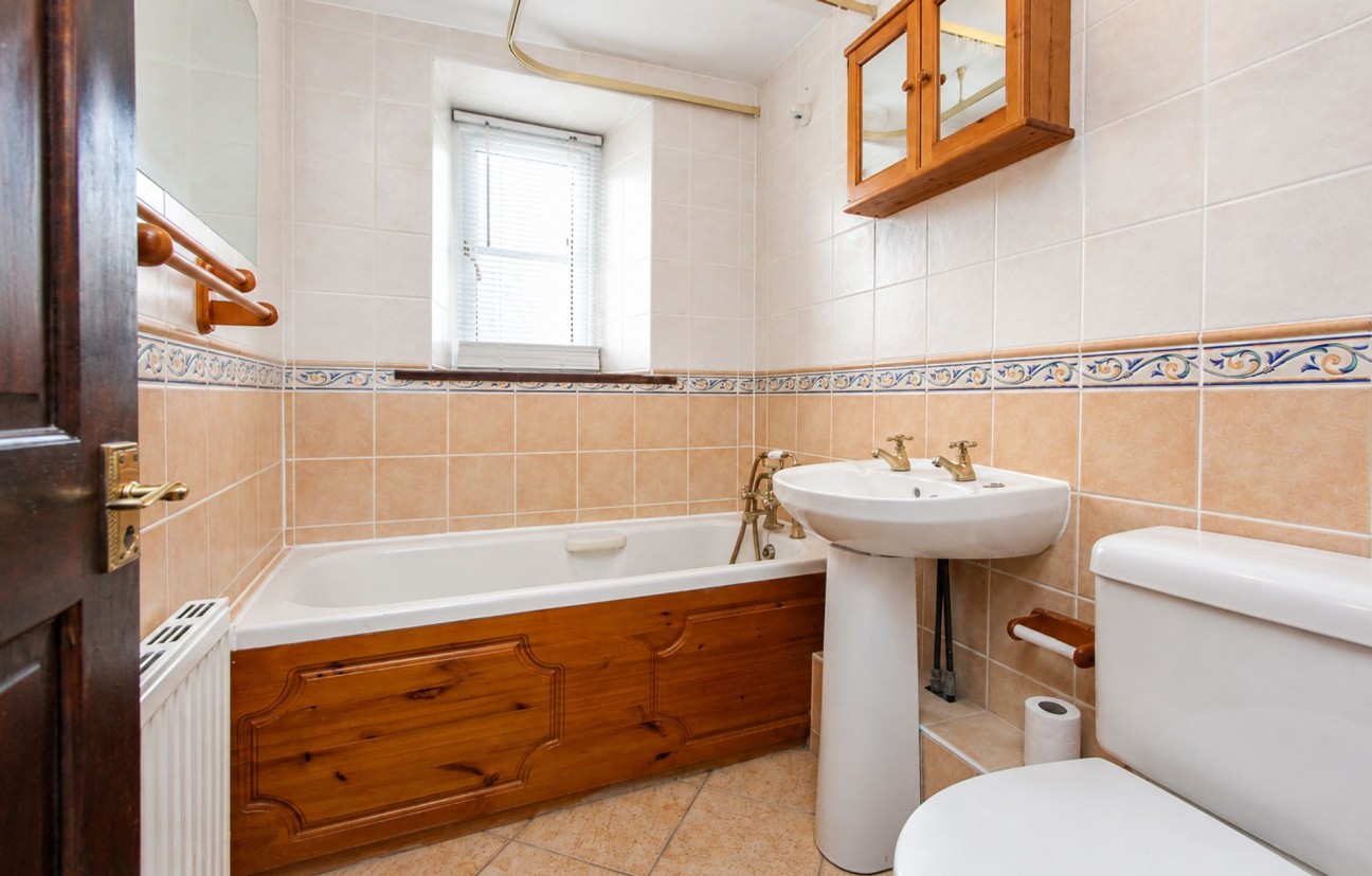 North End Road, Yatton, BS49