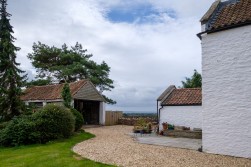 Rose Farm, West End, Nailsea, BS48 - stylishly renovated farmhouse with glorious views