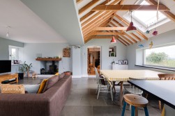 Rose Farm, West End, Nailsea, BS48 - stylishly renovated farmhouse with glorious views