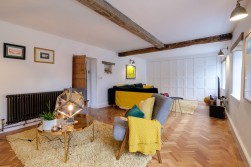 Rose Farm, West End, Nailsea, BS48 - stylishly renovated farmhouse with glorious views