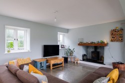 Rose Farm, West End, Nailsea, BS48 - stylishly renovated farmhouse with glorious views