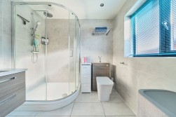 Home Close, Wrington, BS40