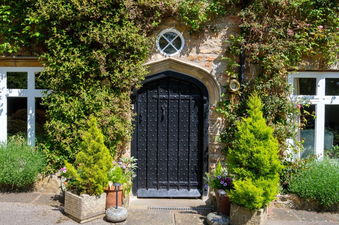 Delightful country residence with commanding views, on the outskirts of the village of Wrington