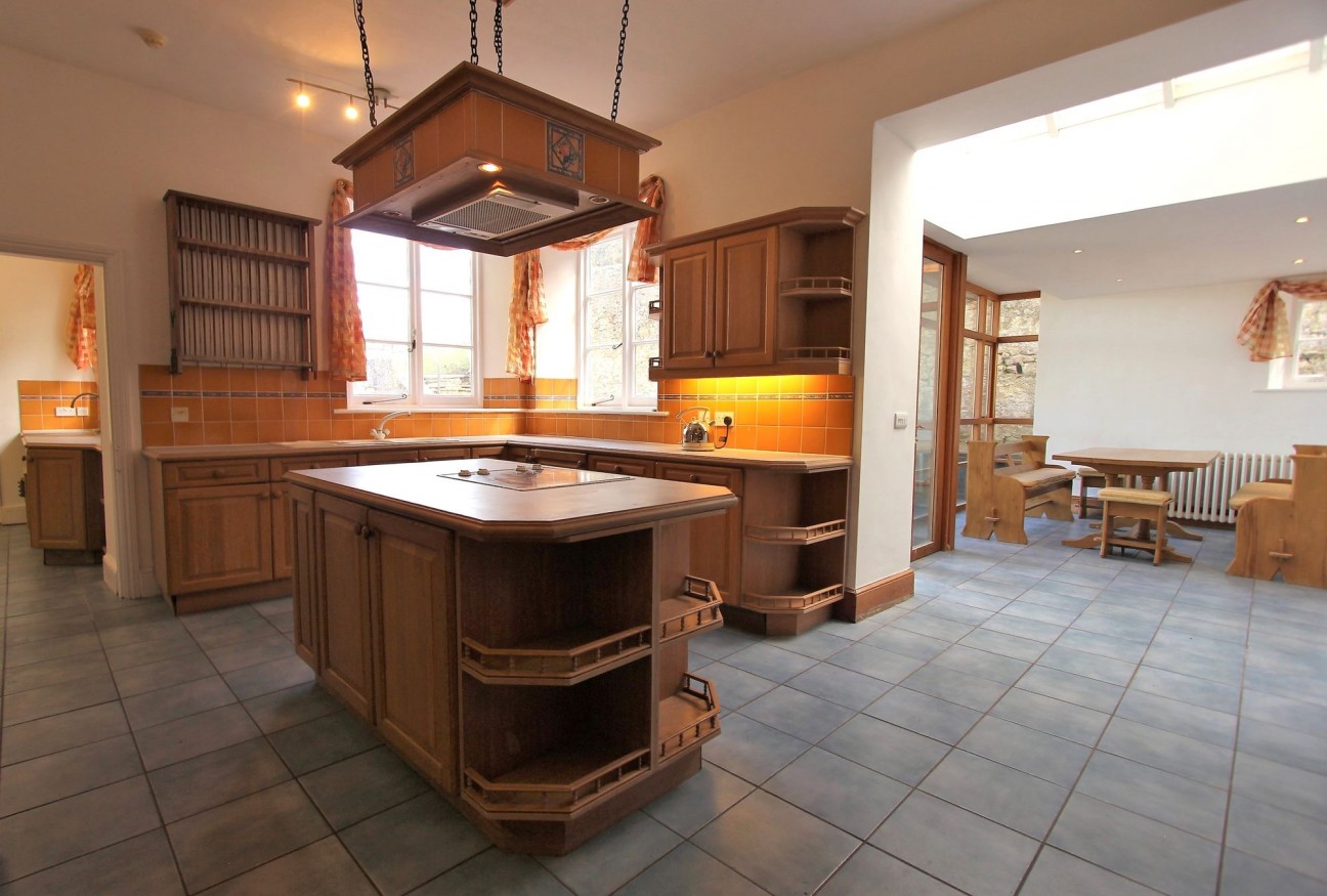 Main Road, Cleeve, BS49