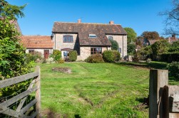 The Old Granary, Loxton, BS26 - superb family home with land