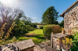 The Old Granary, Loxton, BS26 - superb family home with land