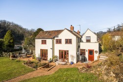 Dolberrow, Churchill, BS25