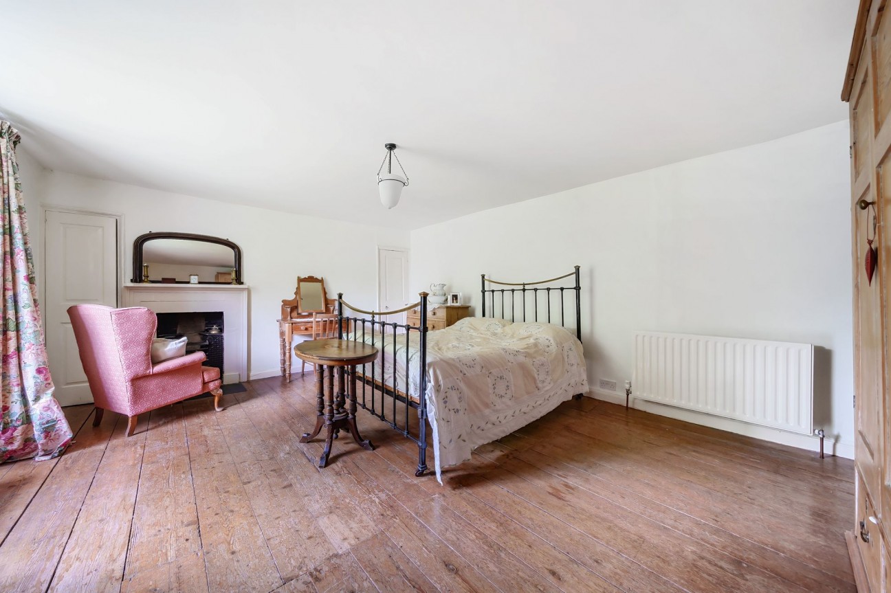 Macquarie Farm House, Yatton, BS49 - beautifully renovated family home in central village location