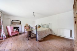 Macquarie Farm House, Yatton, BS49 - beautifully renovated family home in central village location