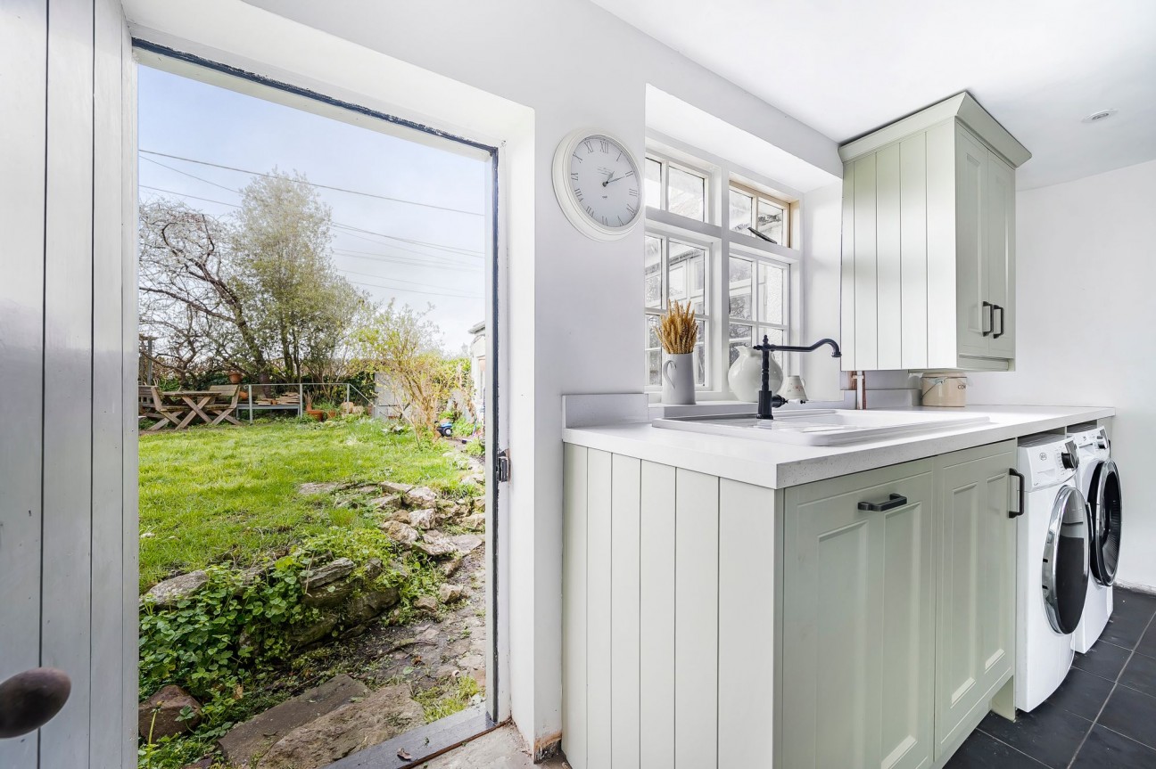 A charming 3/4 bedroom character cottage in a central village location