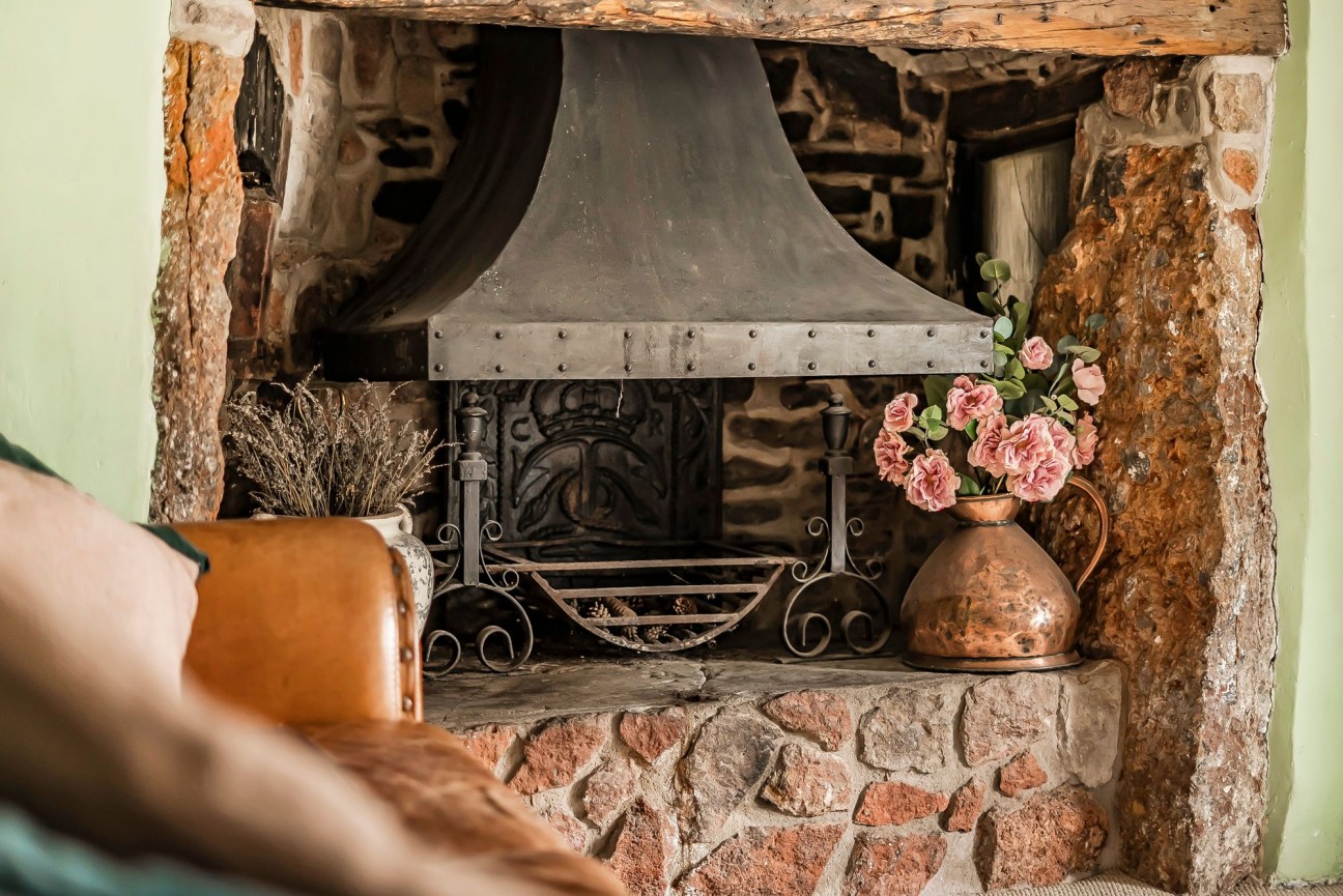 A charming 3/4 bedroom character cottage in a central village location