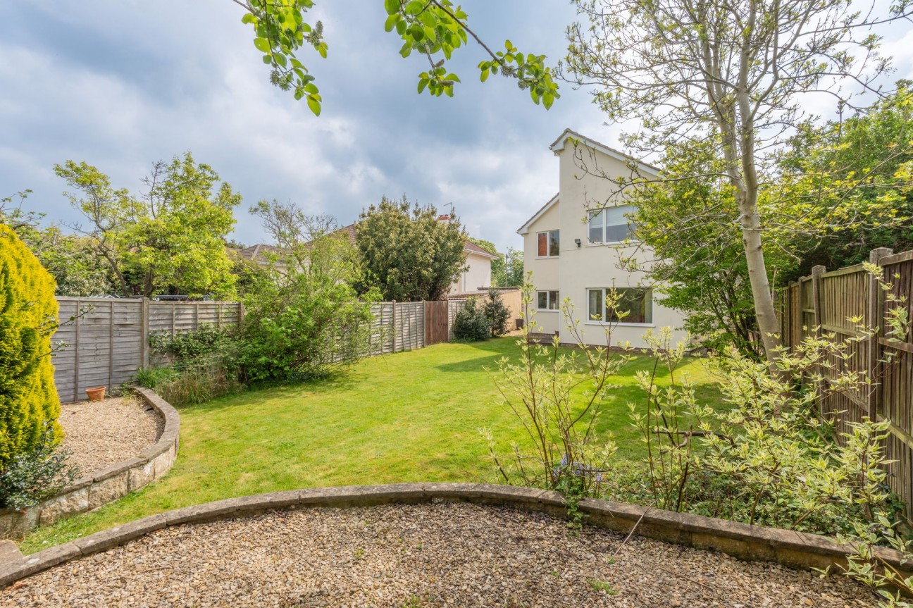 Bristol Road, Langford, BS40