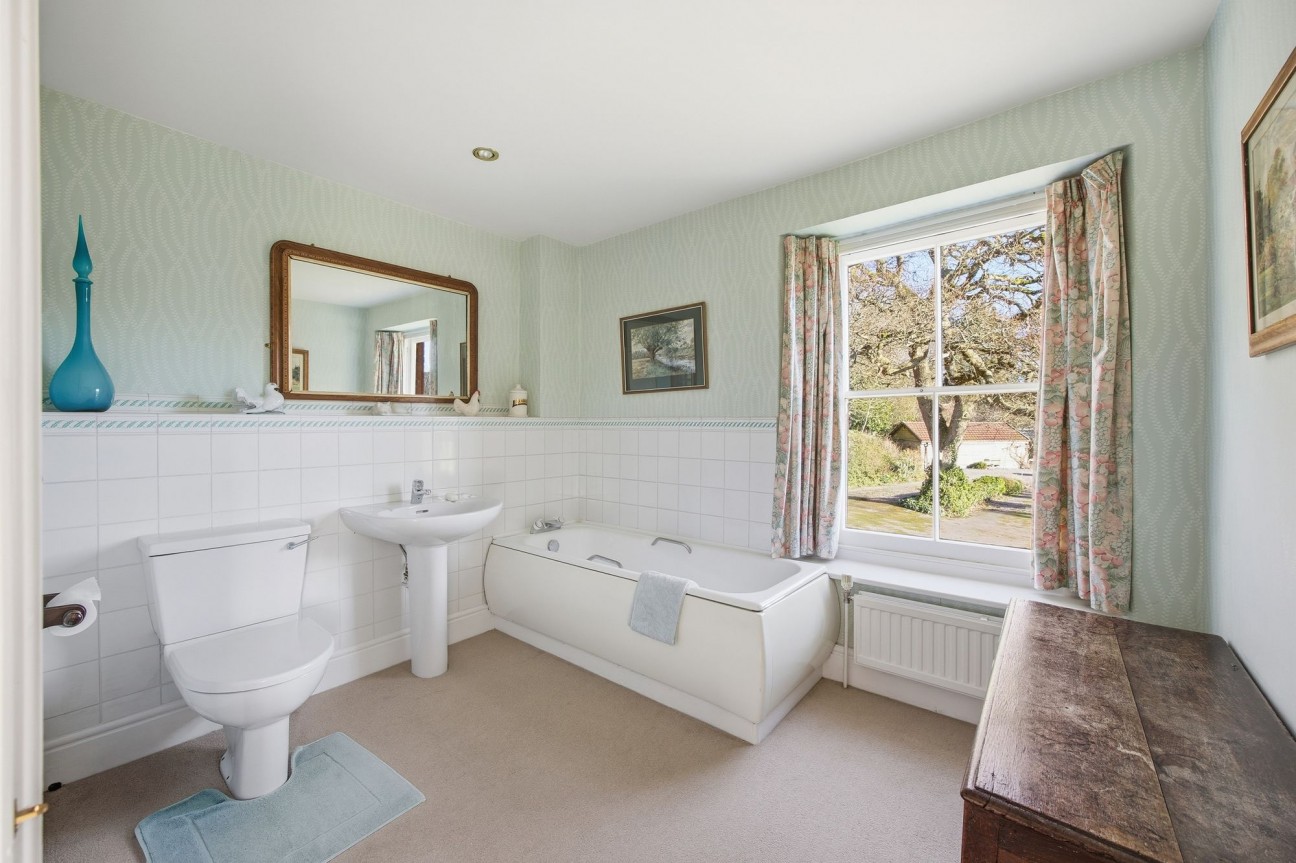 Bristol Road, Congresbury, BS49