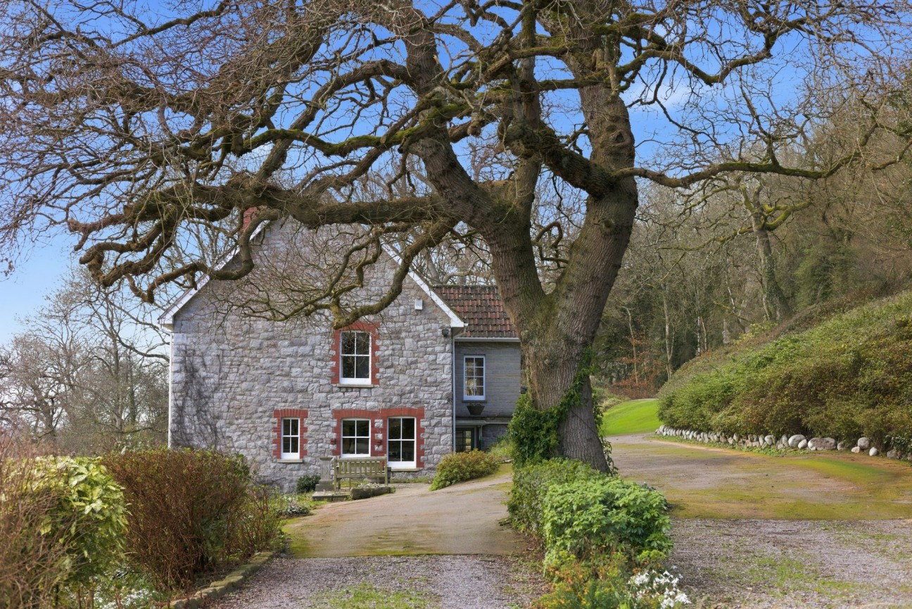 Bristol Road, Congresbury, BS49