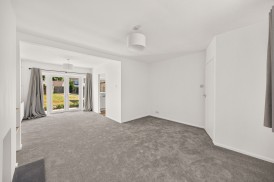 Mulberry Road, Congresbury, BS49