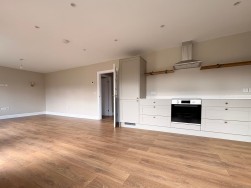 Bristol Road, Churchill, BS25