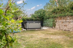 Tarnock, Axbridge, BS26