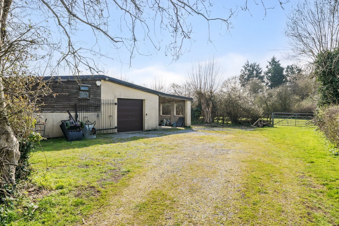 Kenn Road, Kenn, BS21