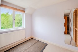 Well Park, Congresbury, BS49