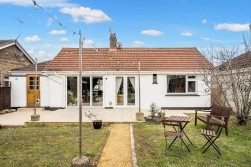 Fleur de Lys, Sunnymede Road, Nailsea
