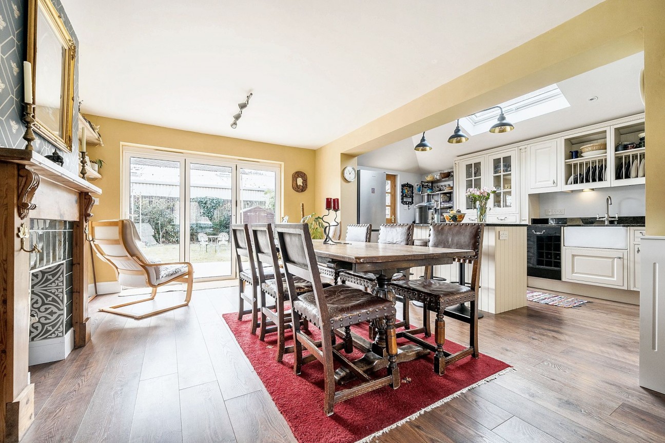 Fleur de Lys, Sunnymede Road, Nailsea