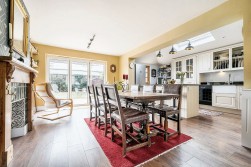 Fleur de Lys, Sunnymede Road, Nailsea