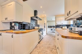 Swiss Vale House, magnificent 5 bed home with detached annexe, BS49