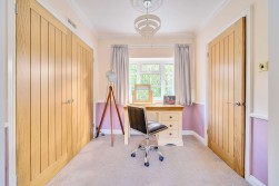Swiss Vale House, magnificent 5 bed home with detached annexe, BS49