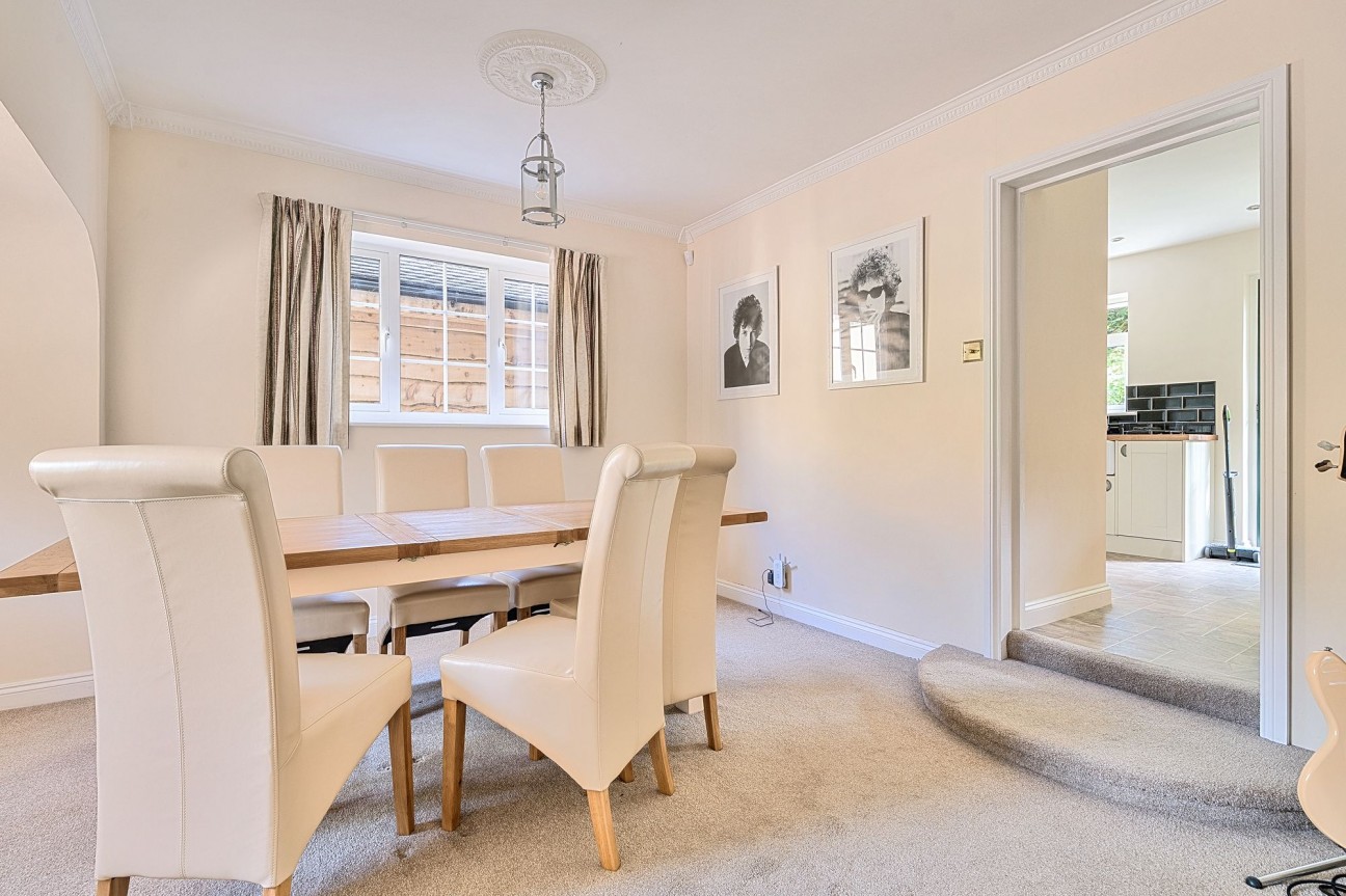 Swiss Vale House, magnificent 5 bed home with detached annexe, BS49