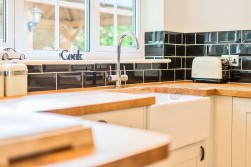 Swiss Vale House, magnificent 5 bed home with detached annexe, BS49
