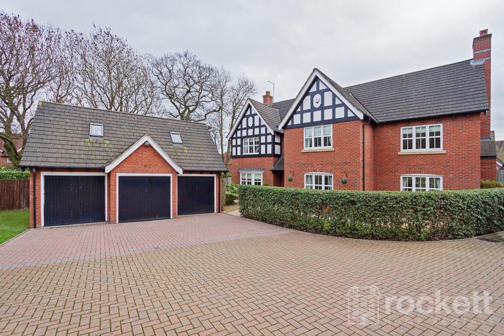Wychwood Park, Weston, Crewe, Cheshire