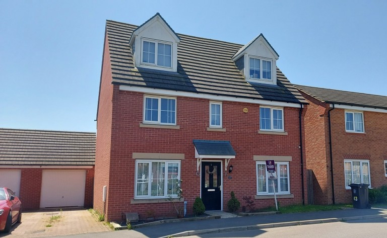 Haydock Park Drive, Bourne, Lincolnshire