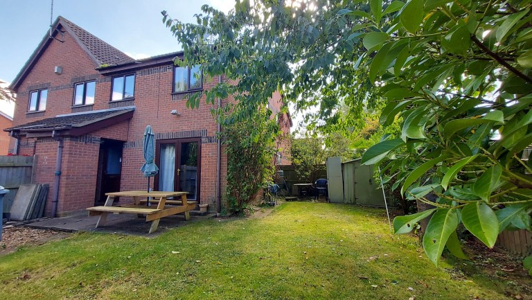 Holland Close, Bourne, Lincolnshire
