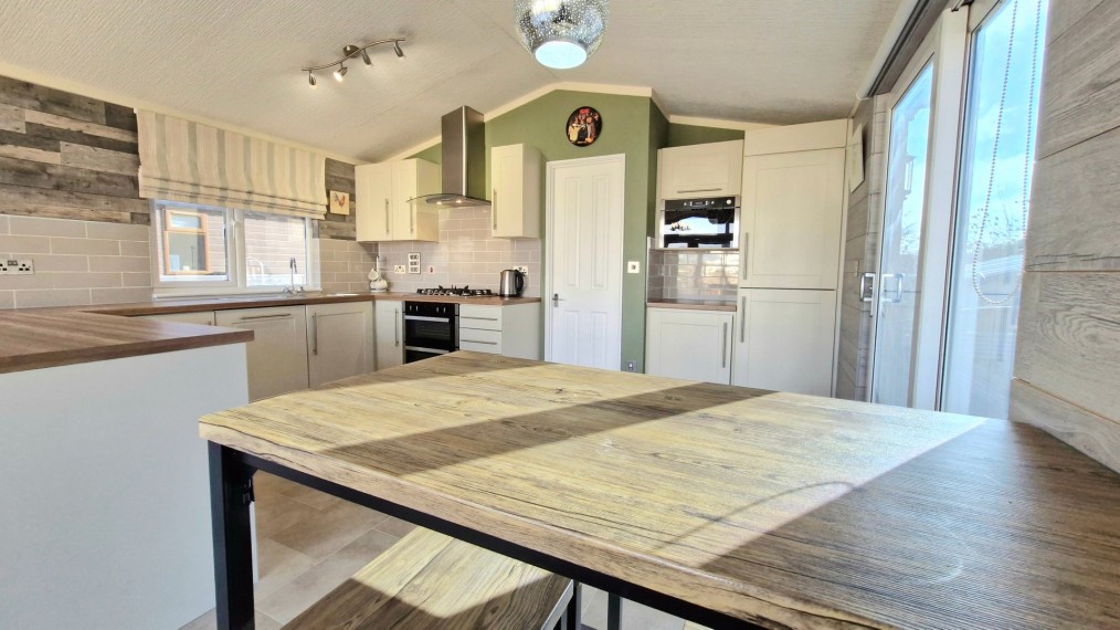 Edelweiss, TALLINGTON LAKES, Lincolnshire